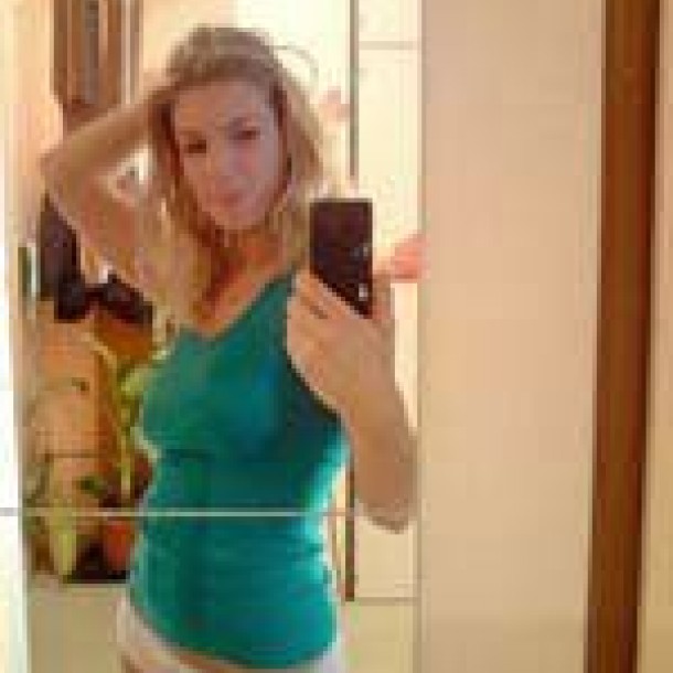 site de femme mature Alonya